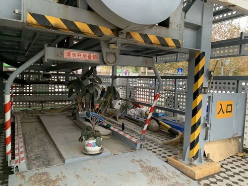凉凉 年仅5岁就夭折,通州首个立体停车库疑因 僵尸 太久被拆除