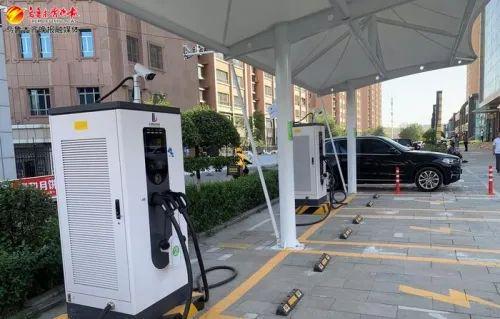 乌鲁木齐市公共停车场充电设施建设取得显著成果，共建成951个充电桩